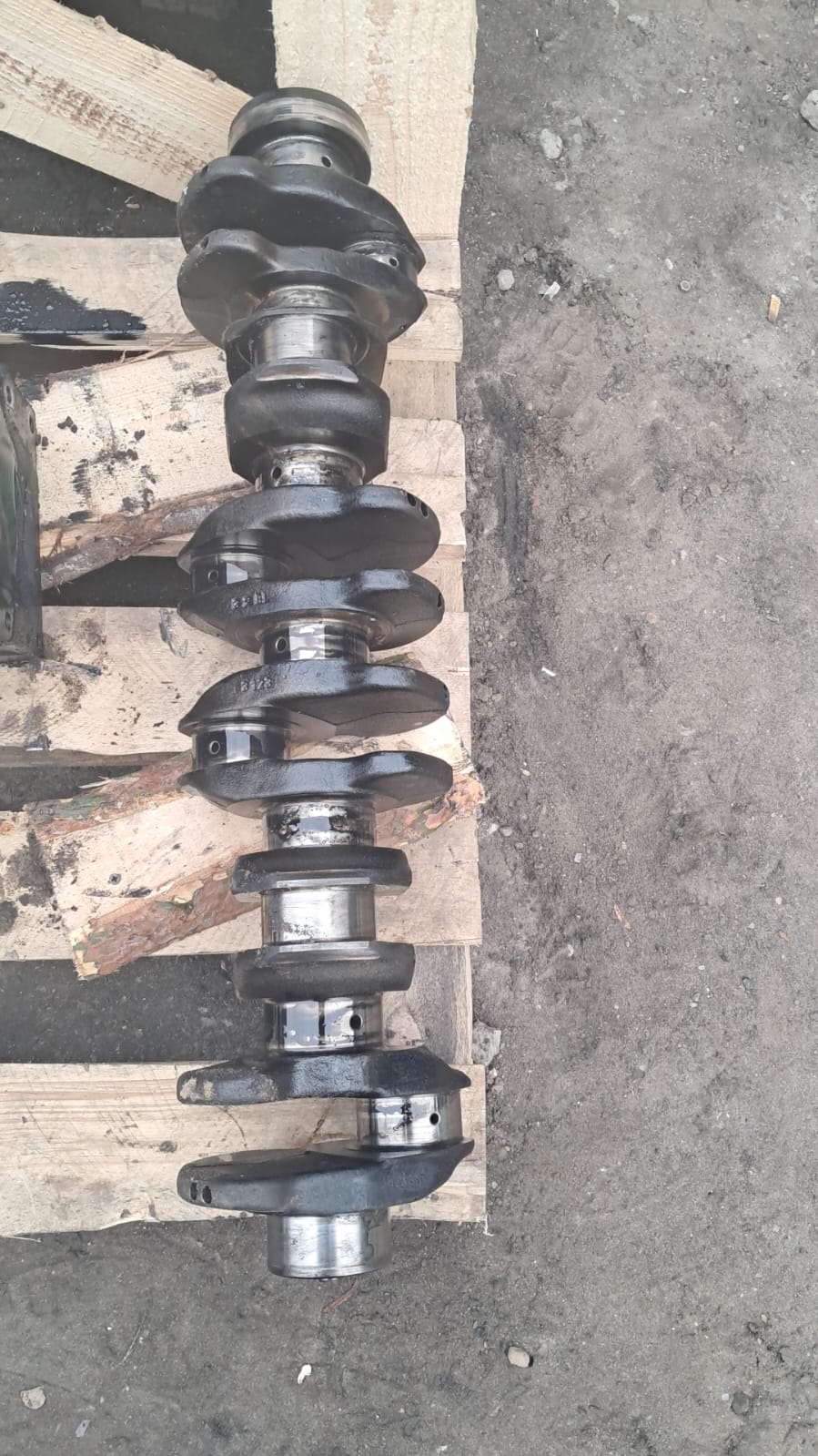 Коленвал man 0836 LFL 02